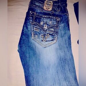 Rock revival jeans Chester relaxed straight fully factory distressed